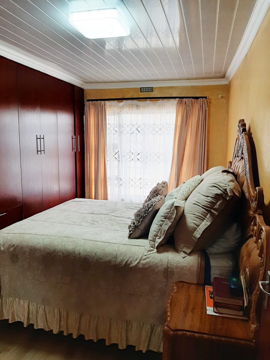 4 Bedroom Property for Sale in Mdantsane Nu 17 Eastern Cape